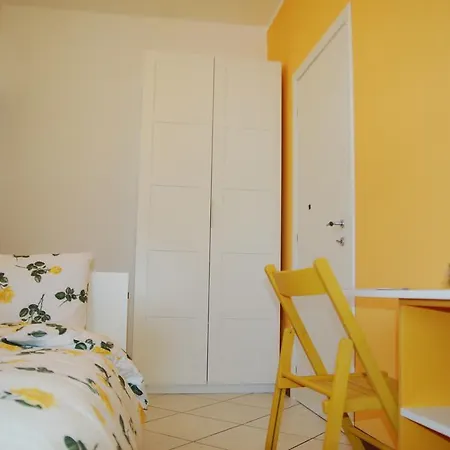 Vendégház La Rosa Scarlatta Broseta 2*