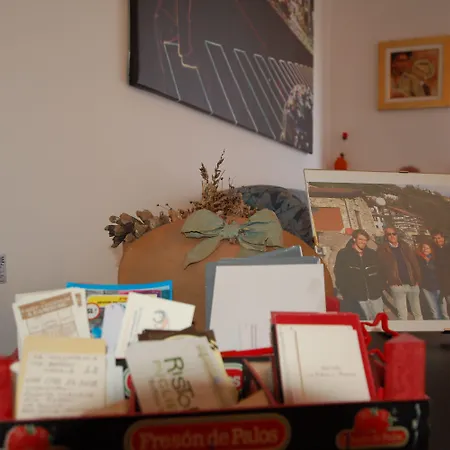 Πανσιόν La Rosa Scarlatta Broseta