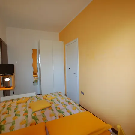 La Rosa Scarlatta Broseta Gasthof