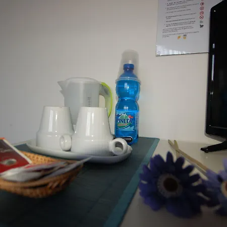 La Rosa Scarlatta Broseta