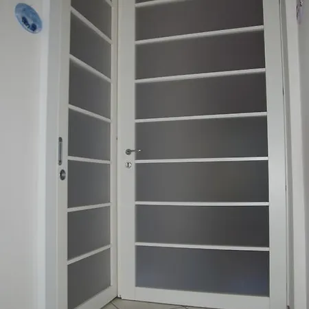 La Rosa Scarlatta Broseta 3*