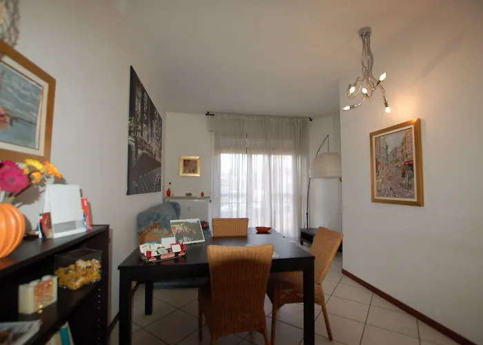 Vendégház La Rosa Scarlatta Broseta 3*